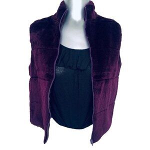 Sleeveless faux fur purple sleeveless jacket women size  small